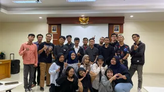 ukm it