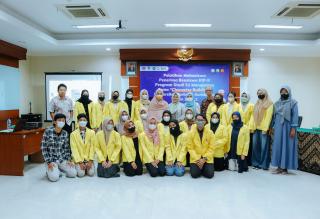 Character Building Mahasiswa Penerima Beasiswa KIP-K Prodi Manajemen-S1 UT Surakarta tahun 2022