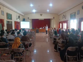 Sosialisasi Program Universitas Terbuka (UT) Kepada Anggota HIMPAUDI (Himpunan Pendidikan Anak Usia Dini Indonesia), PKBM, dan Santri Pondok Pesantren Sawahan di Pracimantoro