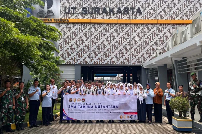 Ujian Seleksi Penerimaan Siswa Baru SMA Taruna Nusantara Digelar di Universitas Terbuka Surakarta